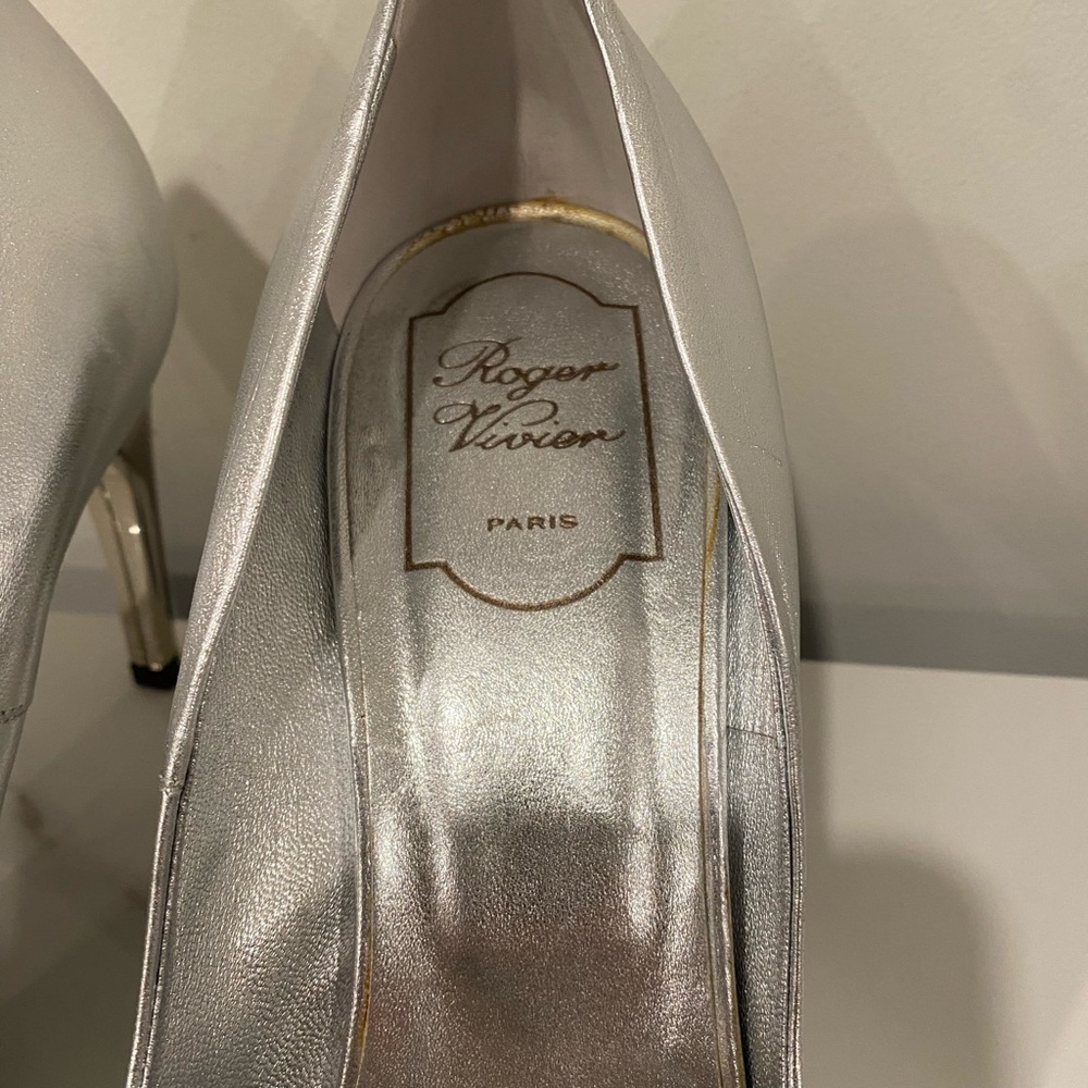 Roger Vivier Silver Buckle Heels - Picture 4 of 15